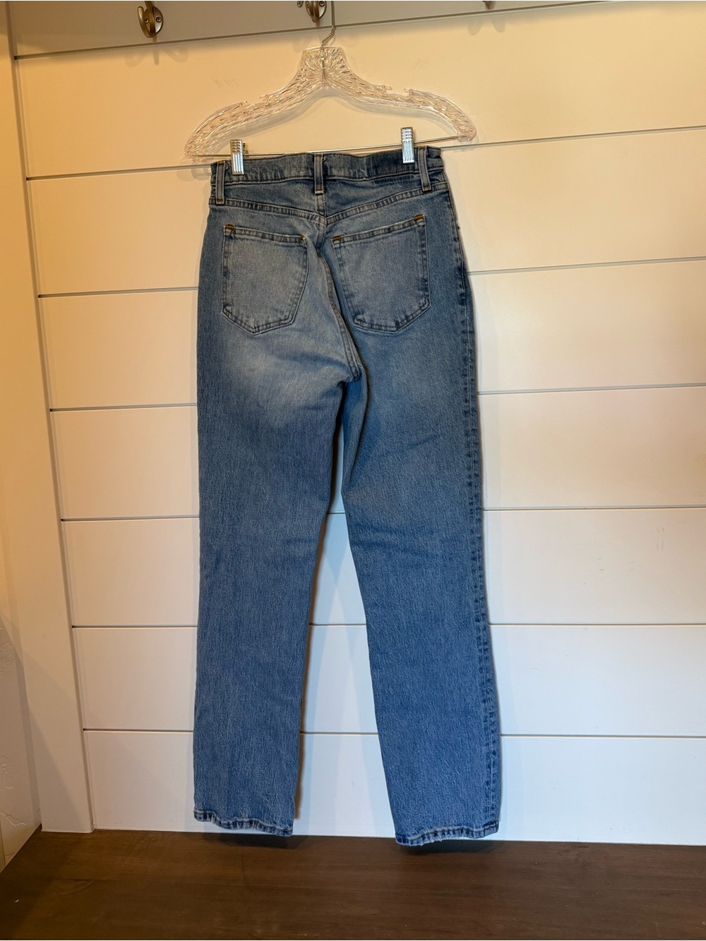 Abercrombie and Fitch 90s Straight Ultra High Rise Size 27/4R - Picture 4 of 8